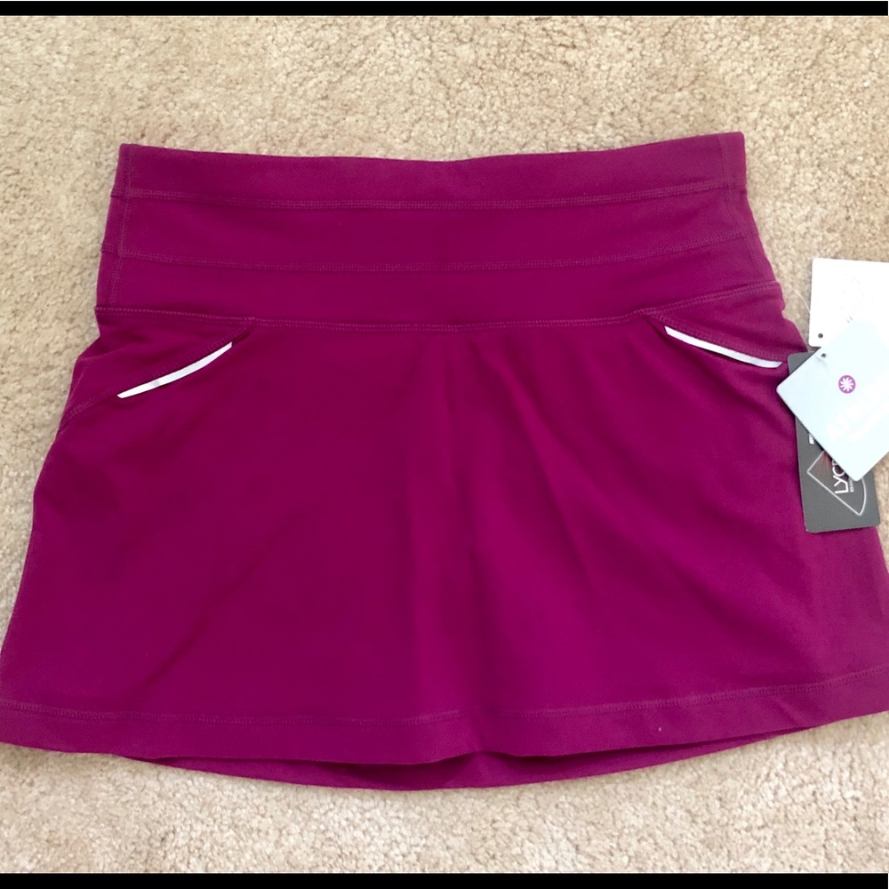 NWT Athleta Relay Skort size XS